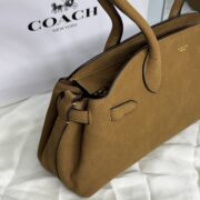 Empire Carryall Bag - Image 2